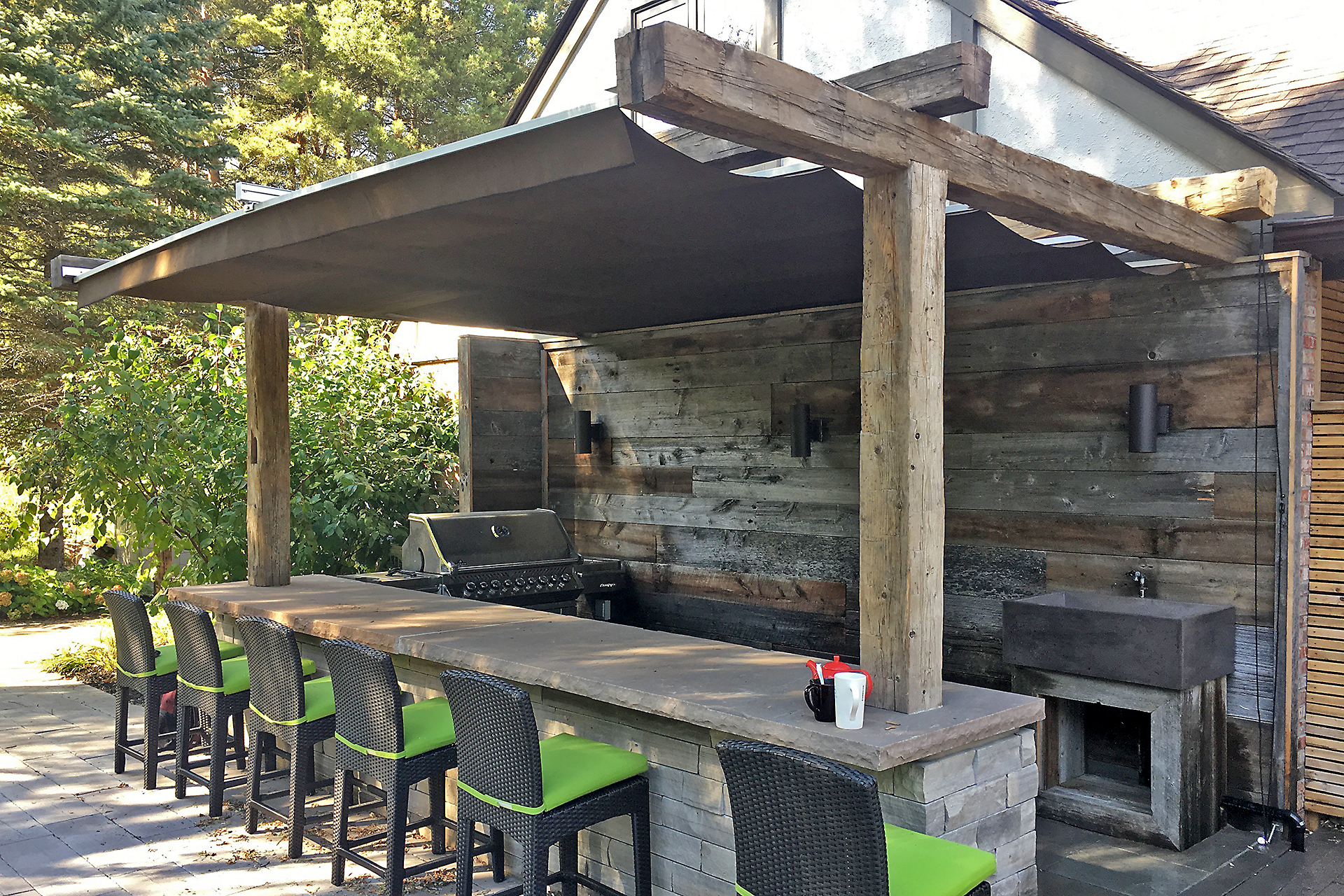 covered outdoor kitchen